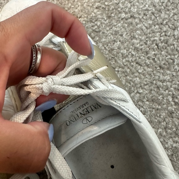 OPEN SNEAKER WITH METALLIC STRIPE - Picture 5 of 11